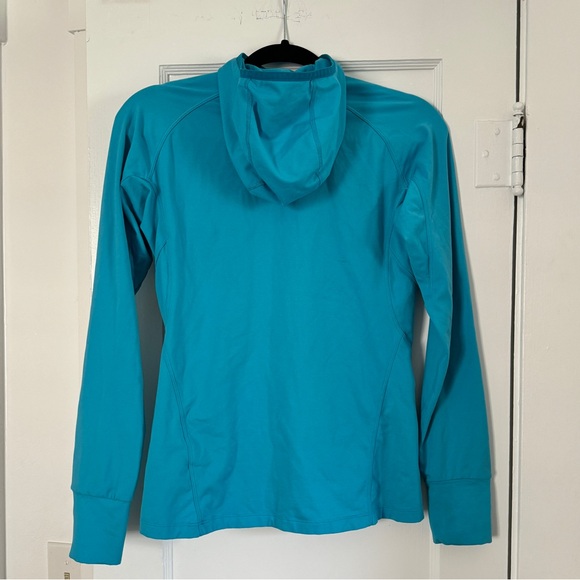 Vintage Arc’teryx 3/4 Zip Base Layering long sleeved Top with Thumb Holes - Picture 2 of 9